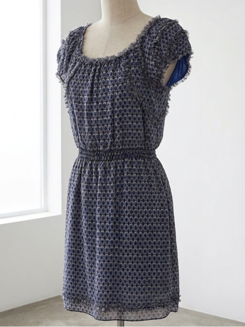 Max Studio| Blue & White Geometric Print Smocked Waist Flowy Mini Dress Sz M